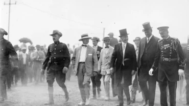 الديمقراطية في زمن الحرب